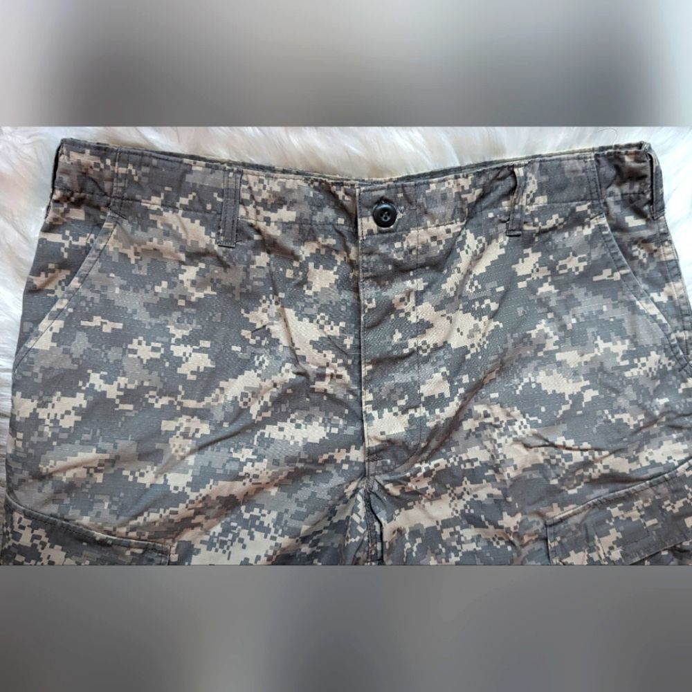 EUC Army Combat Trousers grn/tan digital camo adjustable waist & length cargo